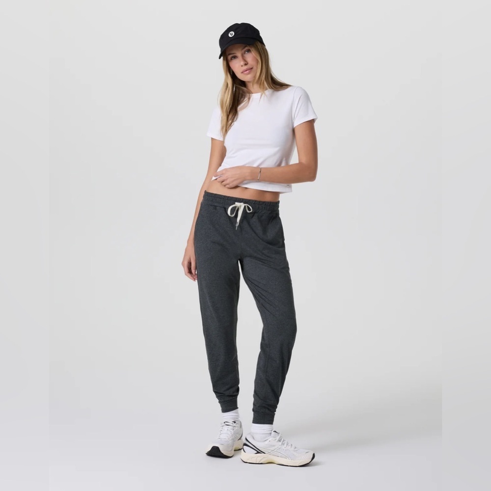 Vuori | Heather Dark Gray‎ Performance Jogger Small Yoga Athleisure Lounge Yoga